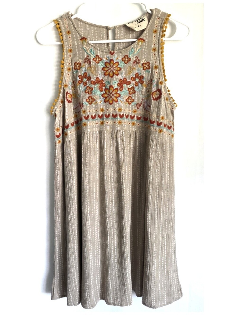 SAVANNA JANE Embroidered Sleeveless Dress M
